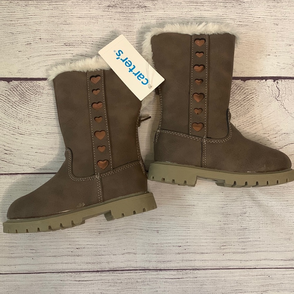 NWT Carter’s little girls Boots